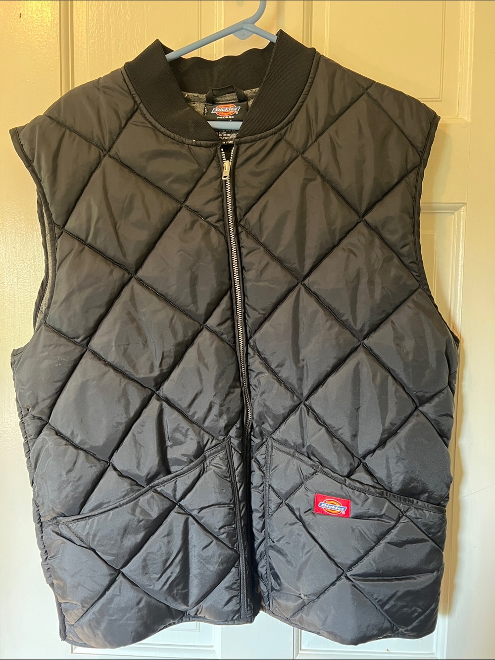 Dickies Black Quilted Diamond-Pattern Vest